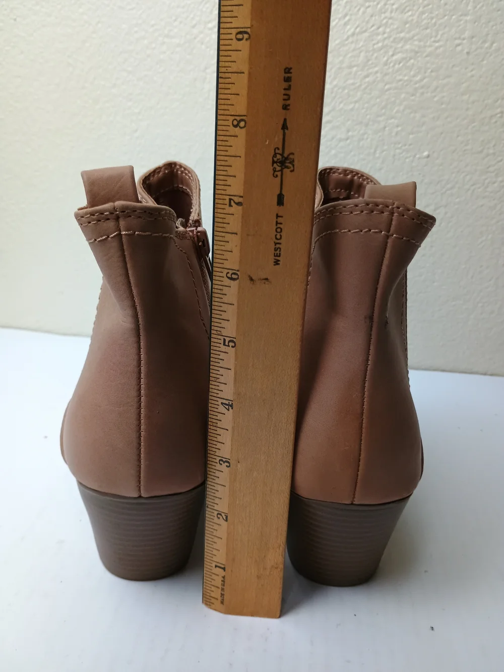 Indigo 9M Tan country Western-vegan Leather Ankle Booties Pointed Toe Stitching